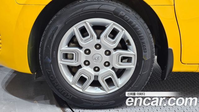 Hyundai Staria из Кореи Encar