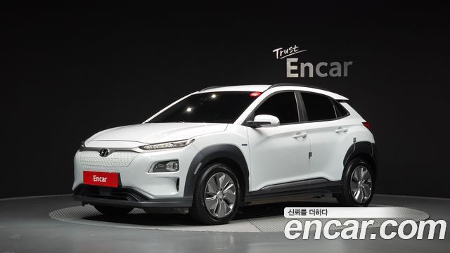 Hyundai Kona Premium — пробег 105 819 км — фото 1 из 5