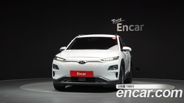 Hyundai Kona Premium — пробег 105 819 км — фото 3 из 5