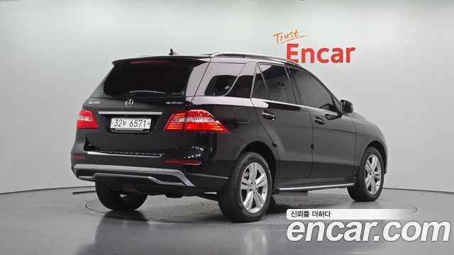 Mercedes-Benz M-class ML350 BlueTEC 4MATIC — пробег 92 938 км — фото 2 из 5