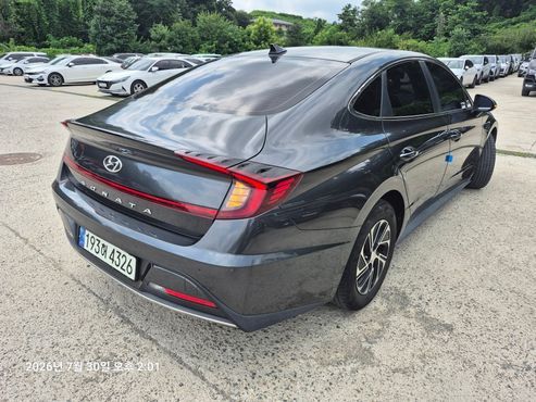 Hyundai Sonata 2.0 Modern — пробег 161 000 км — фото 2 из 5