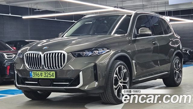 BMW X5 xDrive 40i xLine — пробег 30 638 км — фото 1 из 3