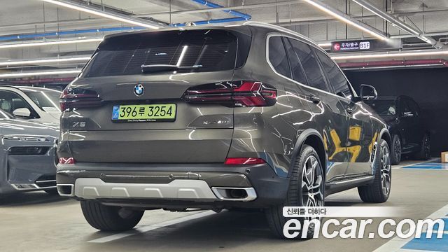BMW X5 xDrive 40i xLine — пробег 30 638 км — фото 2 из 5