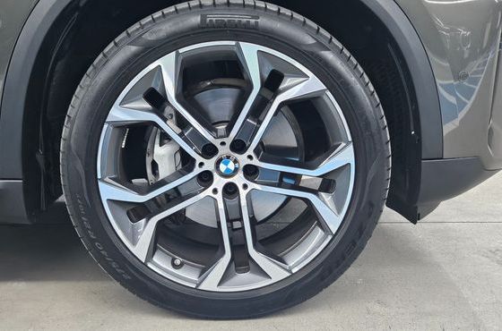 BMW X5 xDrive 40i xLine — пробег 30 638 км — фото 5 из 5