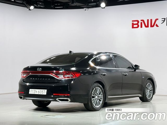 Hyundai Grandeur Premium — пробег 465 282 км — фото 2 из 5