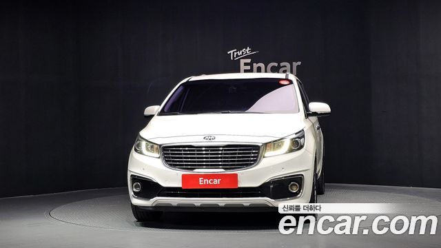 Kia Carnival 9-seater Prestige — пробег 98 895 км — фото 3 из 5