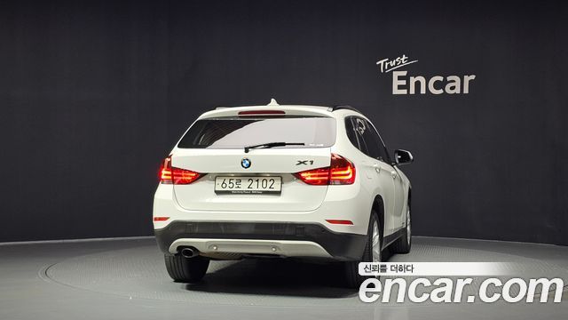 BMW X1 xDrive 20d — пробег 103 614 км — фото 4 из 5