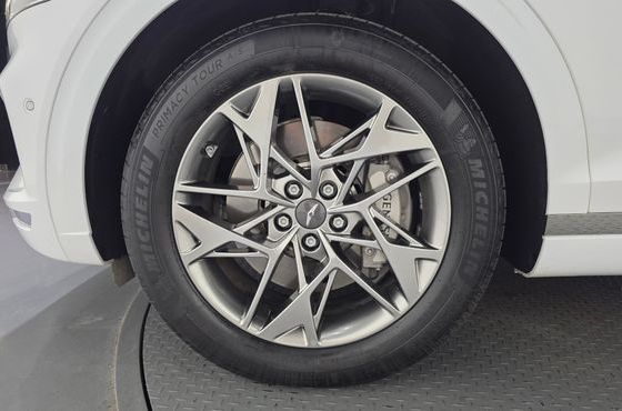 Genesis GV70 2.5T Gasoline AWD — пробег 29 881 км — фото 5 из 5