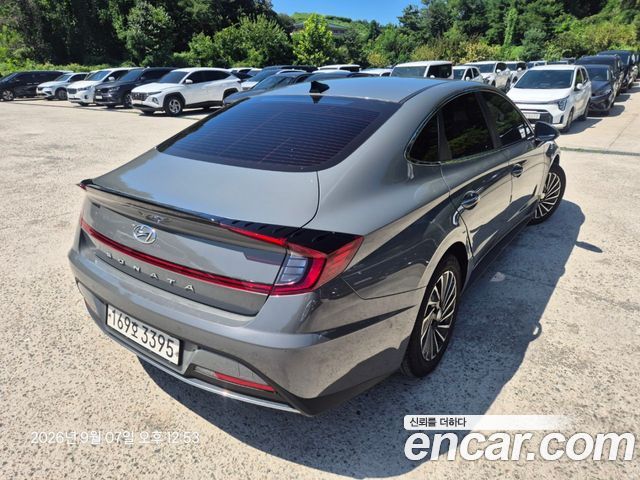 Hyundai Sonata 2.0 Premium Plus — пробег 151 000 км — фото 2 из 5