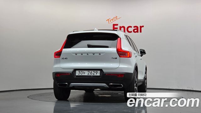 Volvo XC40 из Кореи Encar