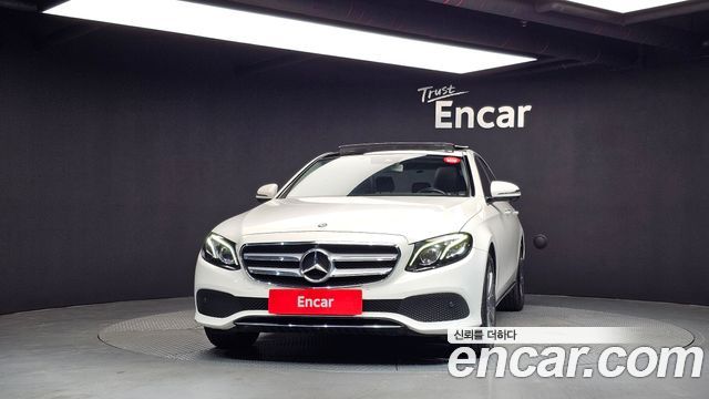 Mercedes-Benz E-Class из Кореи Encar