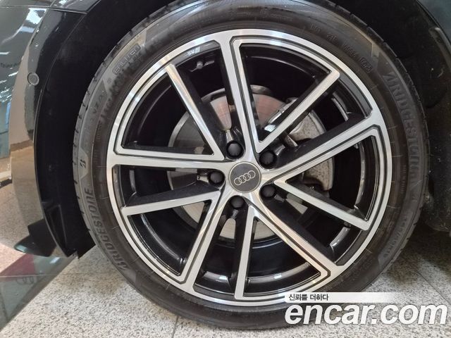 Audi A5 40 TFSI Quattro S Line — пробег 11 500 км — фото 5 из 5