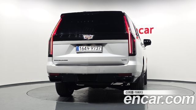 Cadillac Escalade 6.2 Sports Platinum — пробег 22 986 км — фото 4 из 5