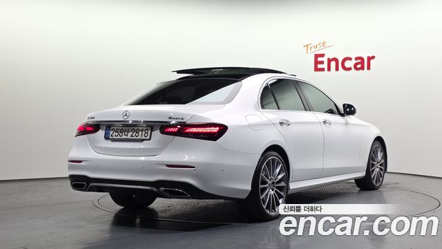 Mercedes-Benz E-Class E350 4MATIC AMG Line — пробег 88 358 км — фото 2 из 5