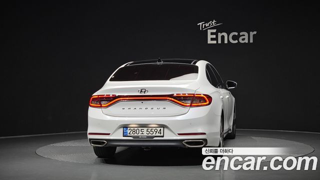 Hyundai Grandeur из Кореи Encar
