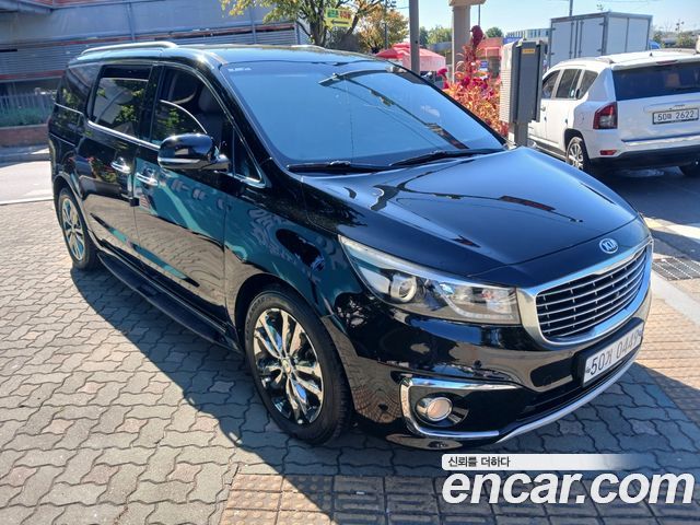 Kia Carnival 7-seater Limousine President — пробег 131 600 км — фото 2 из 5