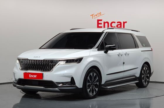 Kia Carnival Gasoline 7-Seater Signature — пробег 17 052 км — фото 1 из 5