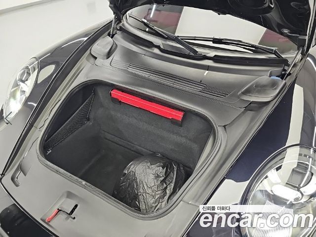 Porsche 911 Carrera 4 — пробег 7 341 км — фото 5 из 5