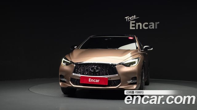 Infiniti Q30 из Кореи Encar