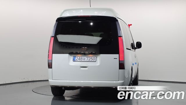 Hyundai Staria из Кореи Encar