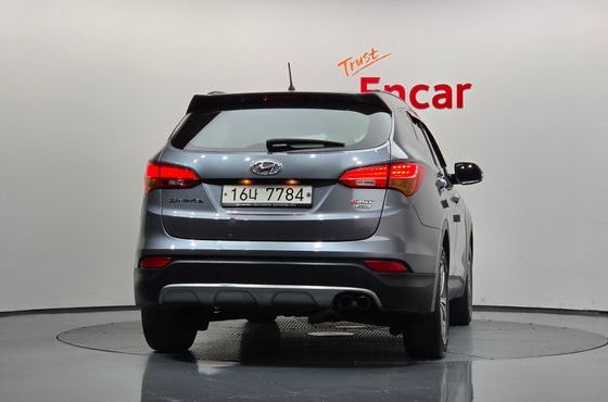 Hyundai Santafe Diesel(e-VGT) 2.0 4WD Premium — пробег 156 319 км — фото 4 из 5