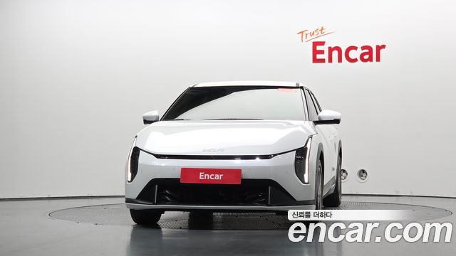 Kia EV4 Standard 2WD Earth — пробег 25 248 км — фото 3 из 5