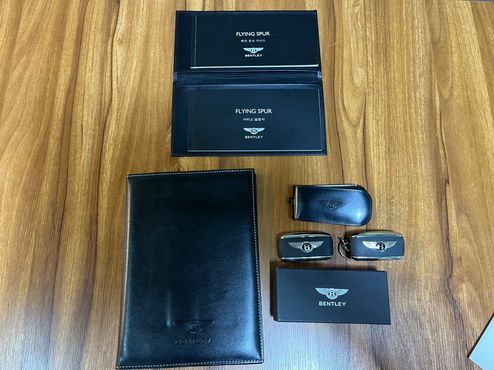 Bentley Flying Spur 4.0 — пробег 58 000 км — фото 1 из 5