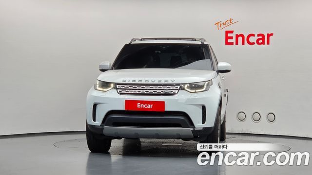 Land Rover Discovery 3.0 TD6 HSE — пробег 135 520 км — фото 3 из 5