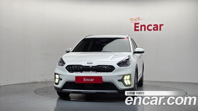 Kia Niro 1.6 HEV Noblesse Special — пробег 68 118 км — фото 3 из 5