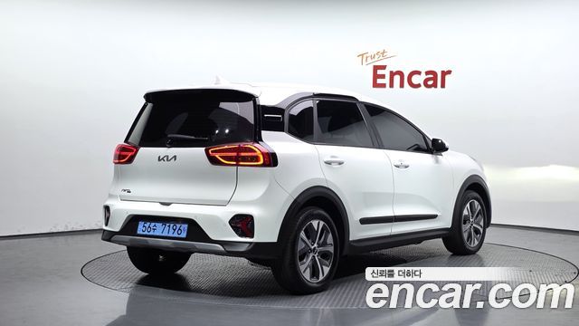 Kia Niro Air — пробег 113 532 км — фото 2 из 5