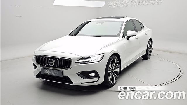 Volvo S60 B5 Ultimate Bright — пробег 34 960 км — фото 1 из 5