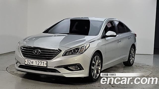 Hyundai Sonata 2.0 Premium — пробег 215 549 км — фото 1 из 5