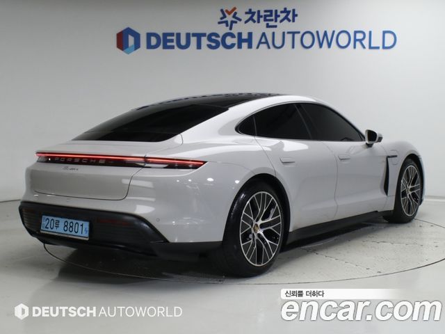 Porsche Taycan Base — пробег 59 500 км — фото 3 из 5