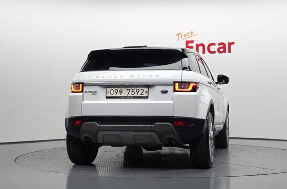 Land Rover Range Rover Evoque 2.0 TD4 HSE — пробег 98 691 км — фото 4 из 5