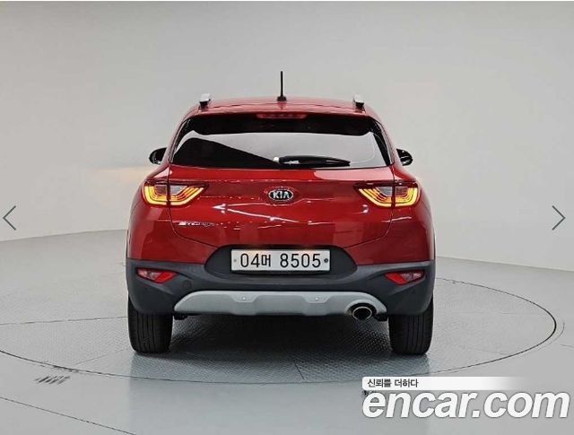 Kia Stonic из Кореи Encar