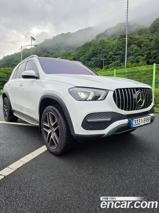 Mercedes-Benz GLE-Class GLE300d 4MATIC — пробег 65 200 км — фото 5 из 5