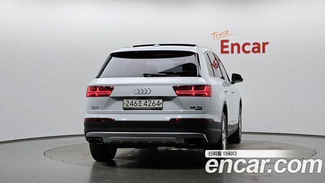 Audi Q7 из Кореи Encar
