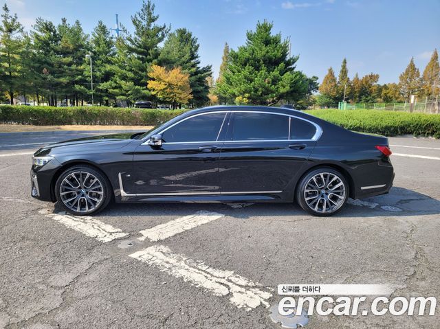 BMW 7-Series 740Li xDrive M Sport Package — пробег 162 126 км — фото 3 из 5