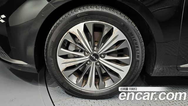 Kia K8 из Кореи Encar