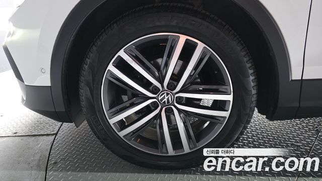 Volkswagen Tiguan из Кореи Encar