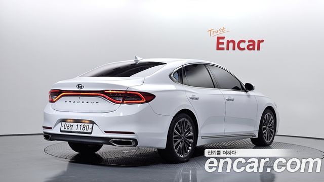 Hyundai Grandeur из Кореи Encar