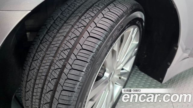 Hyundai Genesis из Кореи Encar
