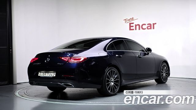 Mercedes-Benz CLS-Class CLS400d 4MATIC AMG Line — пробег 117 237 км — фото 2 из 5