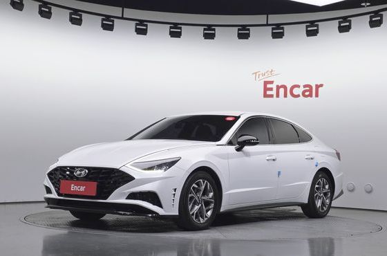 Hyundai Sonata 2.0 Premium Plus — пробег 57 364 км — фото 1 из 5