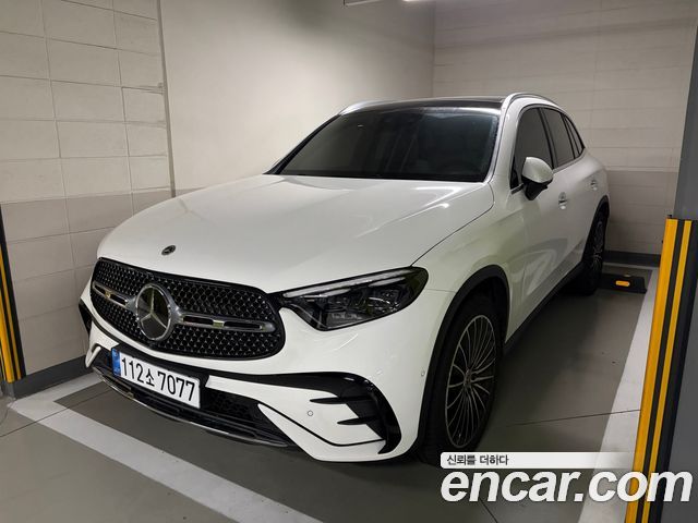 Mercedes-Benz GLC-Class GLC300 4MATIC AMG Line — пробег 1 824 км — фото 1 из 5