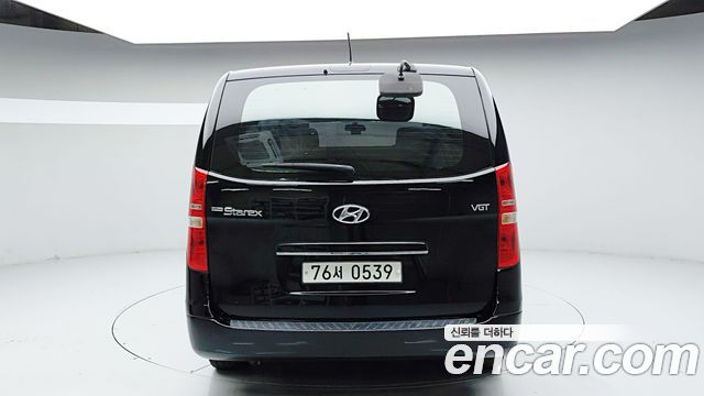 Hyundai Starex 12-Seater Wagon Smart — пробег 81 066 км — фото 5 из 5