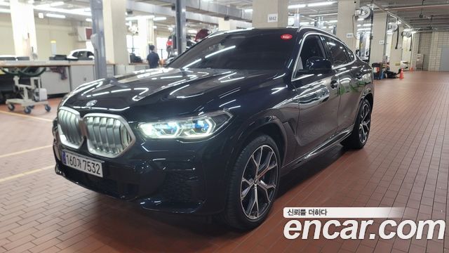 BMW X6 xDrive40i M Sport — пробег 51 187 км — фото 1 из 5