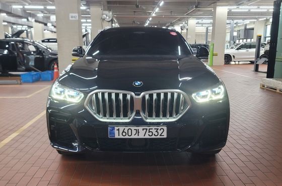 BMW X6 xDrive40i M Sport — пробег 51 187 км — фото 3 из 5
