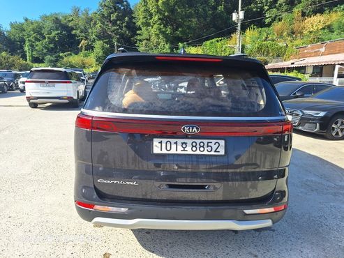 Kia Carnival Diesel 9-Seater Prestige — пробег 226 000 км — фото 4 из 5