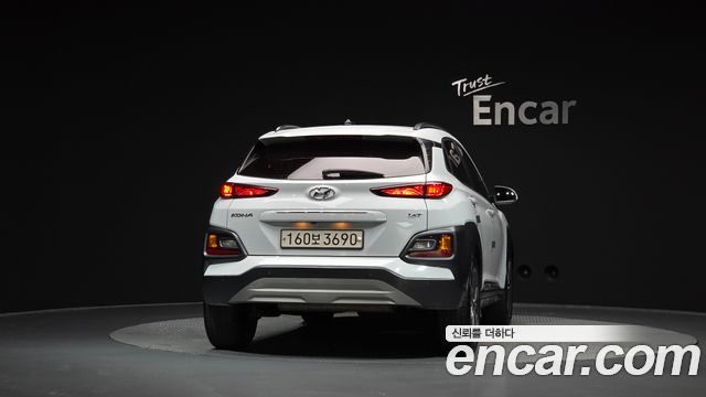 Hyundai Kona из Кореи Encar